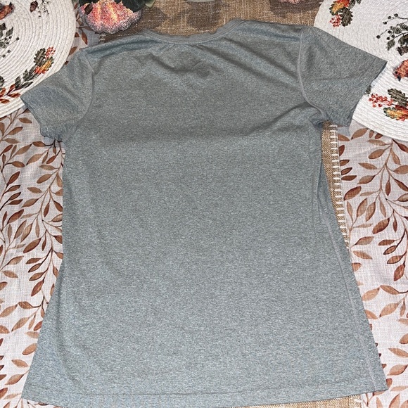 Nike Women's Dry Fit Legend Training Tee Heathered Gray Size Medium EUC - Picture 6 of 7